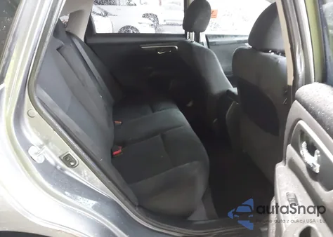 2015 Nissan Altima 2.5/2.5 S/2.5 Sl/2.5 Sv z USA, uszkodzony, nr VIN 1N4AL3AP9FN300596